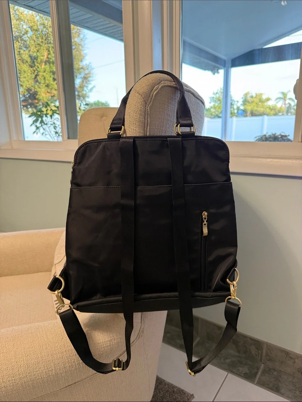 Baggallini sleek black